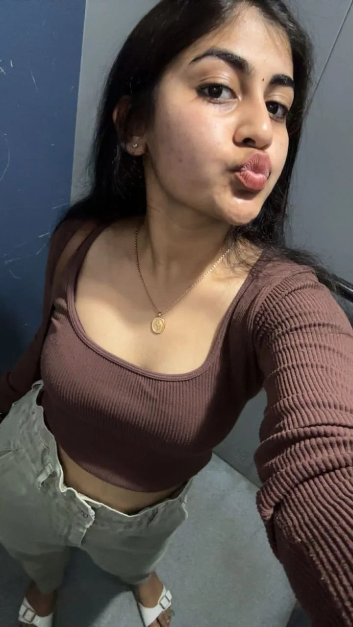 Busty escorts in Delhi